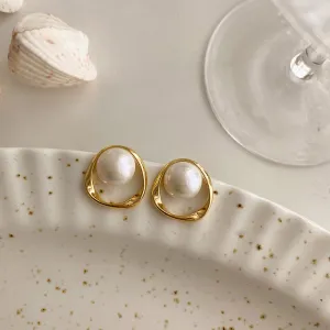 just-lil-things-gold-pin-earrings-jlt12059
