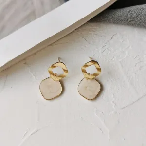 just-lil-things-pin-earrings-white-earrings-jlt10444