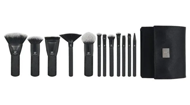 Level 2 Media Makeup Kit - Stafford